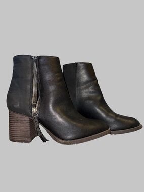 Maurice’s Leather Zip Up Ankle Boots